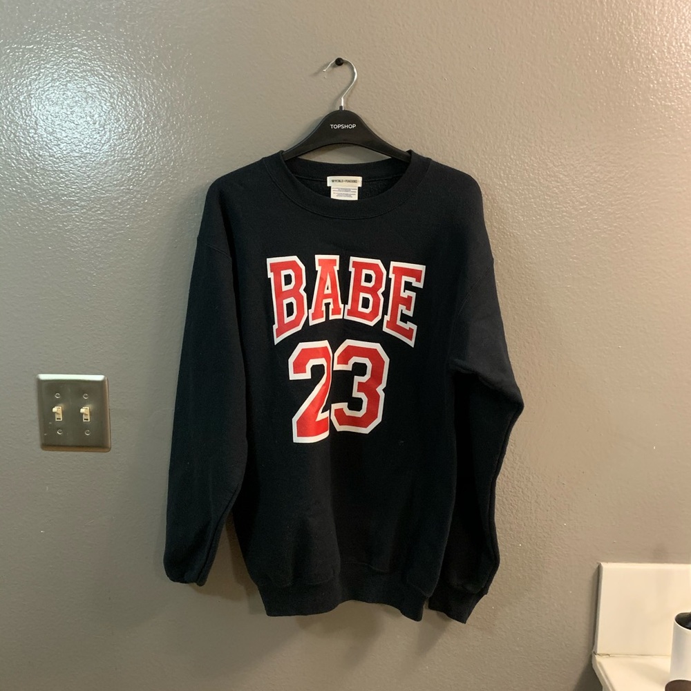 Crew neck sweater
